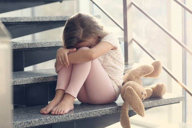 Drama unei copile de 12 ani, vândută de părinţii români pentru 3.000 de euro în Spania