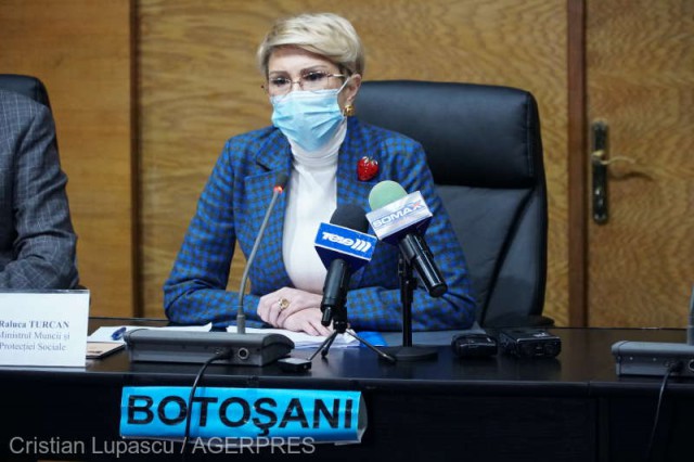 Turcan: Mi-aş dori ca într-un an să punem pe masă o variantă sustenabilă de salarizare în sistemul public