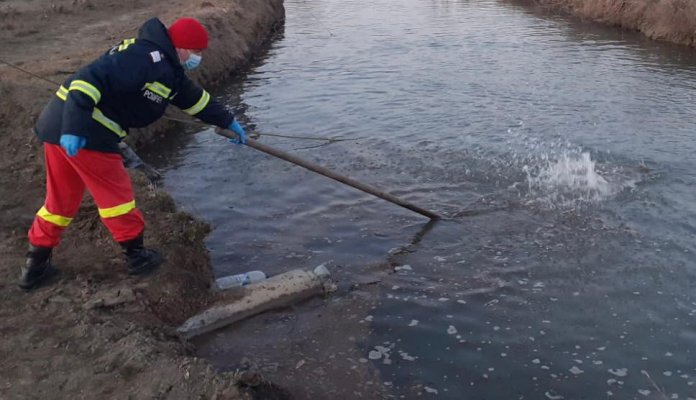 Bărbat găsit DECEDAT, într-un canal din județul Tulcea
