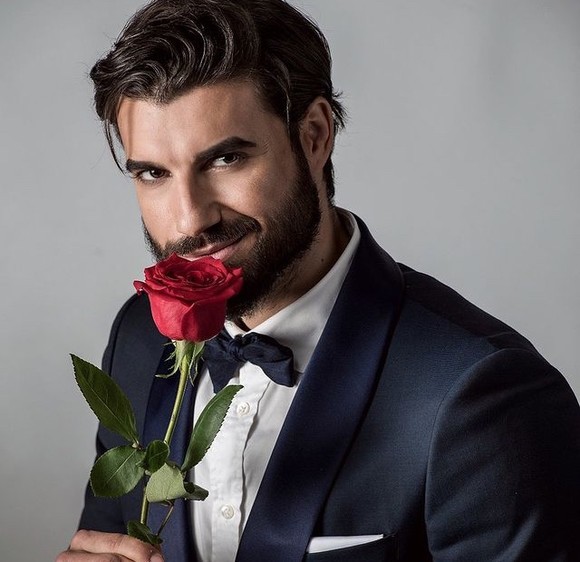 De ce solistă din România s-a îndrăgostit „Burlacul” Andi Constantin? 