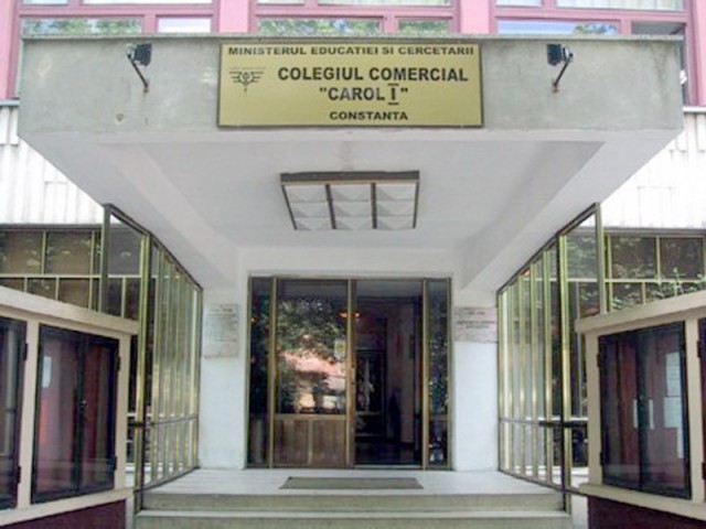 PROFESOR de la COLEGIUL CAROL, confirmat cu COVID. Alți TREI sunt în IZOLARE