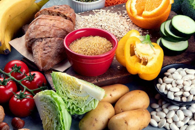 Studiu: Dieta vegană, mai bună pentru slăbit decât cea mediteraneeană