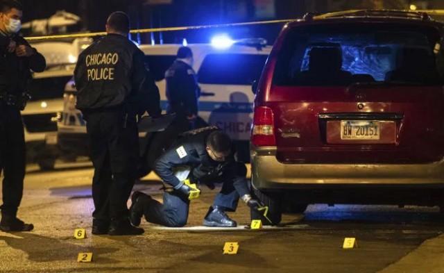 Incident armat grav în SUA: Cel puțin 15 persoane împușcate la o petrecere în Chicago