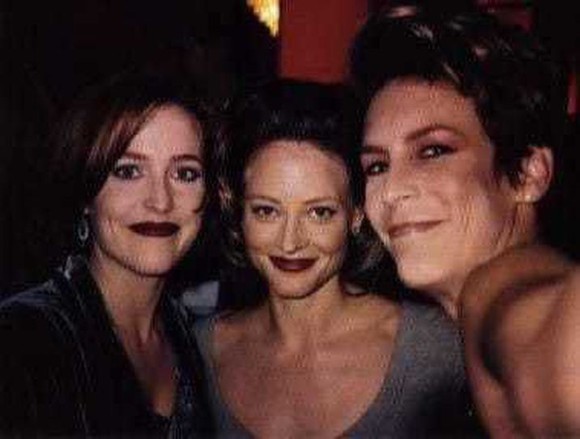 Gillian Anderson, Jodie Foster şi Jamie Lee Curtis, 