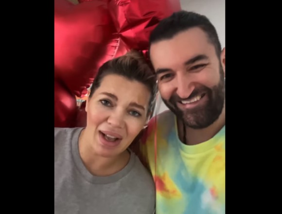 Smiley și Gina Pistol și-au adus fetița acasă! Cum a decurs prima seară în trei