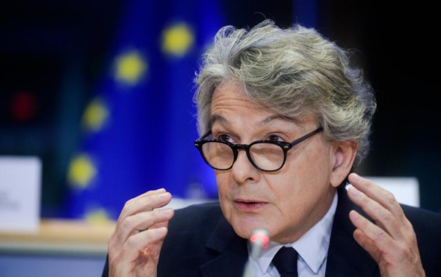 Bruxelles-ul mizează pe eliberarea certificatelor sanitare europene înainte de sezonul estival