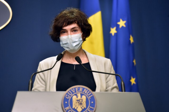 Secretarul de stat Andreea Moldovan: Dacă nu ne vaccinăm repede, virusul poate suferi noi mutații