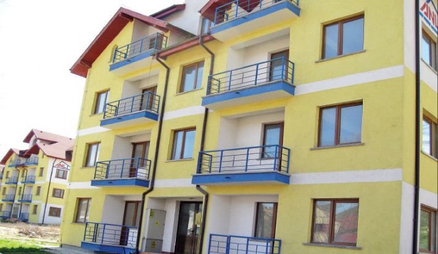 Guvernul interzice vânzarea și cumpărarea locuinţelor ANL destinate tinerilor din învăţământ şi sănătate