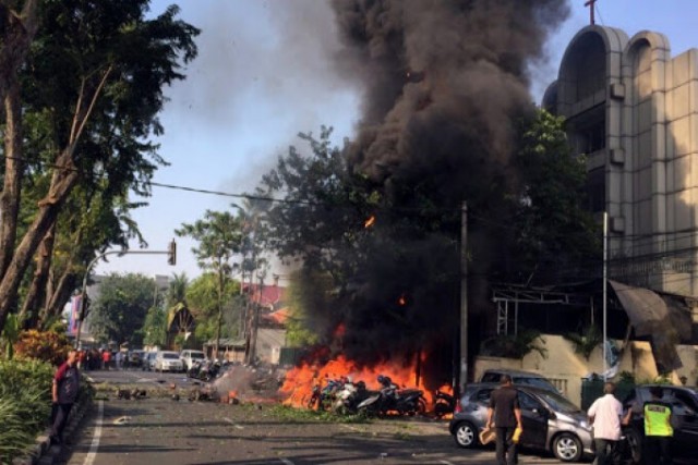 China: Patru morţi într-un atentat cu bombă artizanală în sediul unei autorităţi locale în sudul ţării