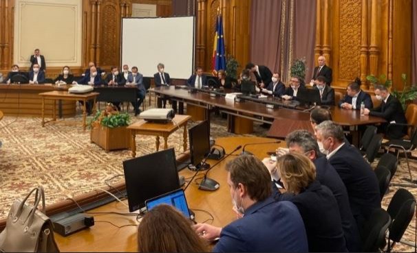 Parlament: Şase candidaţi pentru posturi de ambasador, audiaţi marţi în comisiile de specialitate