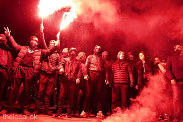 Danemarca: Sute de manifestanţi împotriva măsurilor anti-COVID-19