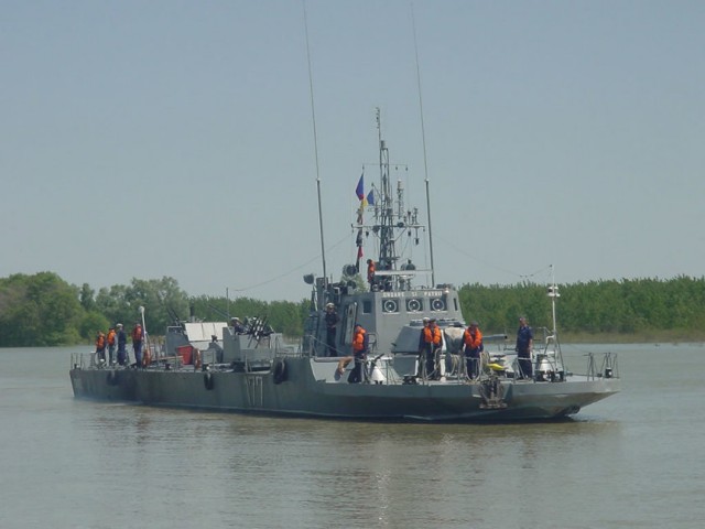 Zece nave militare fluviale vor desfăşura activităţi de instrucţie pe Dunăre