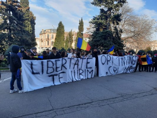 A doua zi de proteste faţă de măsurile de protecţie, la Constanța! Bulevardul Ferdinand, BLOCAT! Video