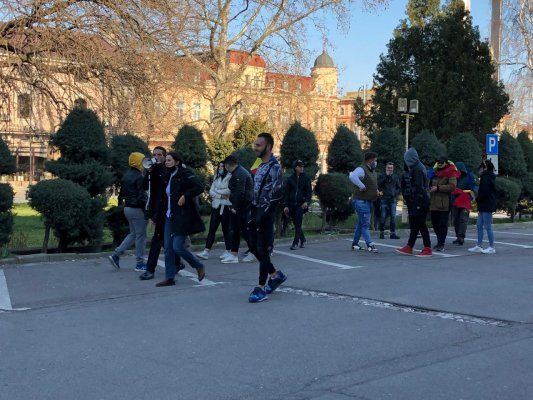 A treia zi de proteste faţă de măsurile de protecţie, la Constanța! VIDEO