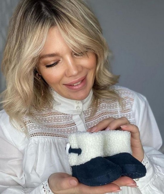 Gina Pistol, adevărul despre viața de mămică: „Dacă nu era Smiley, mi-o lua mintea prin păpuşoi“