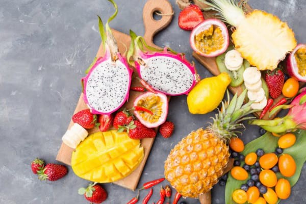 Cele mai populare 10 fructe exotice: ce beneficii au, cum le alegi și cum le consumi