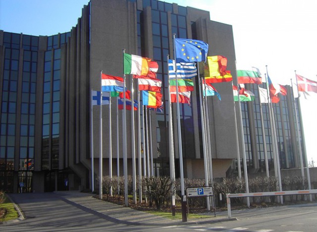 Curtea de Conturi Europeană: Fondul pentru inovare al UE, prea lent pentru sectorul tehnologiilor curate