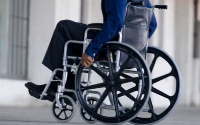 Persoanele cu dizabilități vor primi carduri electronice de carburant pentru transport