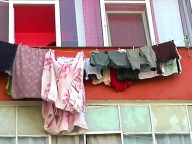 ATENȚIE, constănțeni! NU mai aveți voie să întindeți RUFELE la GEAM