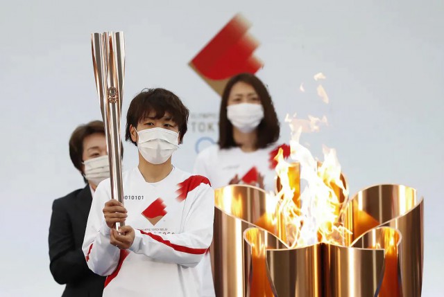 Ştafeta flăcării olimpice, interzisă pe drumurile publice în tot departamentul Osaka