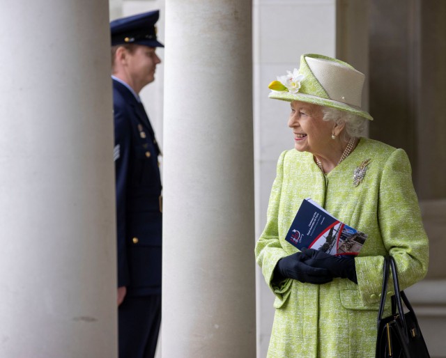 Regina Elisabeta a II-a, vaccinată cu doza de rapel înainte de prima ei apariţie publică din 2021