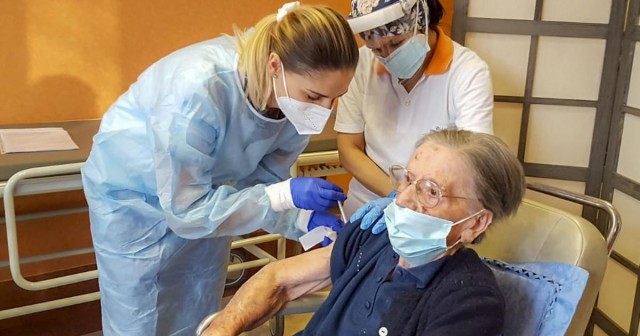 Coronavirus: Italia a scurtat la cinci luni intervalul de administrare a dozei de supra-rapel
