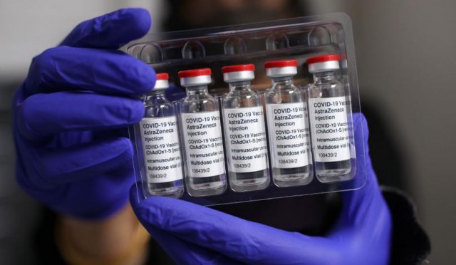 Coronavirus: Patru noi cazuri de tromboze și două decese, în Franţa după vaccinarea cu AstraZeneca