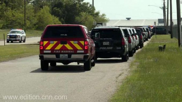 SUA: Mai multe persoane împuşcate într-un magazin din Texas, un mort