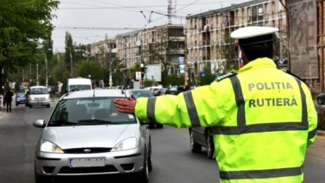 Se schimbă Codul rutier, anunță ministrul de Interne