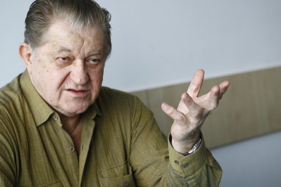 Dorel Vișan, reacție virulentă după înmormântările discrete ale artiștilor răpuși de Covid