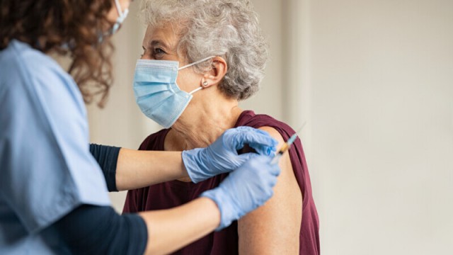 Gheorghiţă, CNCAV: S-au finalizat acţiunile de vaccinare în 67% dintre comune