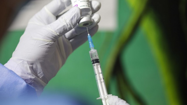 Florin Cîțu: Capacitatea de vaccinare anti-COVID a ajuns la 115.000 de persoane pe zi