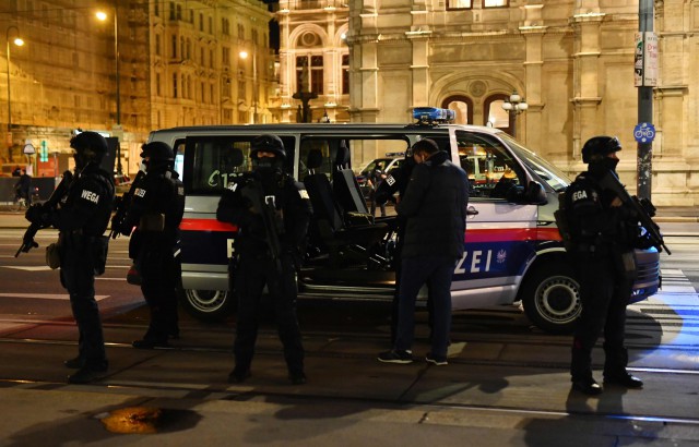 Austria: Un bărbat a fost arestat în legătură cu atentatul din 2 noiembrie 2020 din Viena