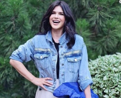 Monica Bîrlădeanu, despre începuturile în televiziune: „M-au refuzat la tv fiindcă am gura strâmbă“