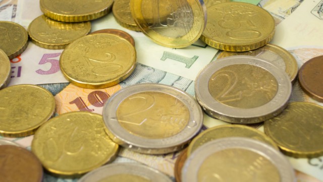 Moneda Euro a împlinit 20 de ani