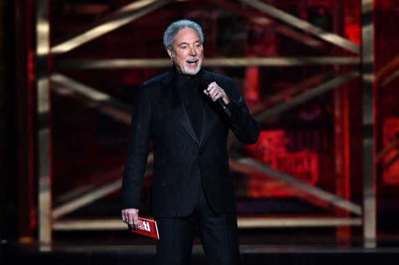 Tom Jones, confesiuni fără perdea: „Un pic de Viagra ici și colo e în regulă“