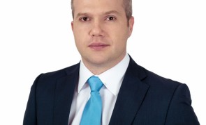 Primarul din Galaţi acuză Guvernul că trimite prea puţine doze de vaccin