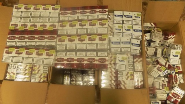 Ţigarete de contrabandă, descoperite în Portul Constanţa