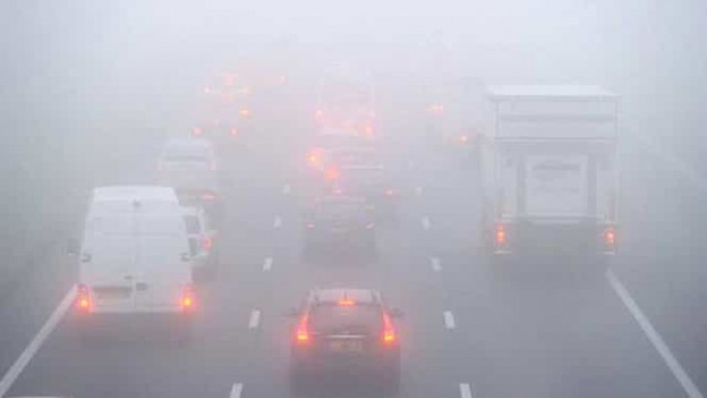 Atenție, șoferi! Trafic în condiții de ceață pe mai multe artere rutiere din județe