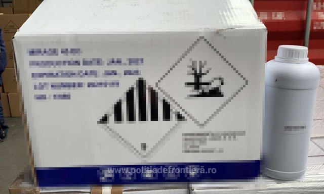 Produse pentru protecția plantelor CONTRAFĂCUTE, confiscate în Portul Constanţa Sud Agigea