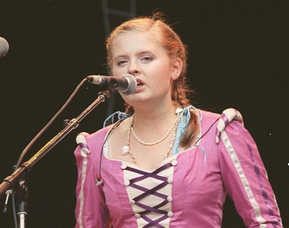 Barby Kelly, din trupa Kelly Family, a murit la 45 de ani