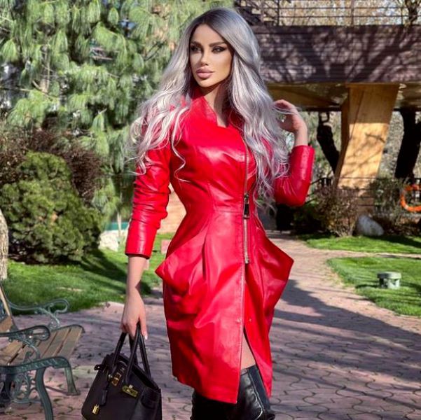 Bianca Drăgușanu, declarații după criticile primite pentru că și-a vândut imaginea unui studio de videochat