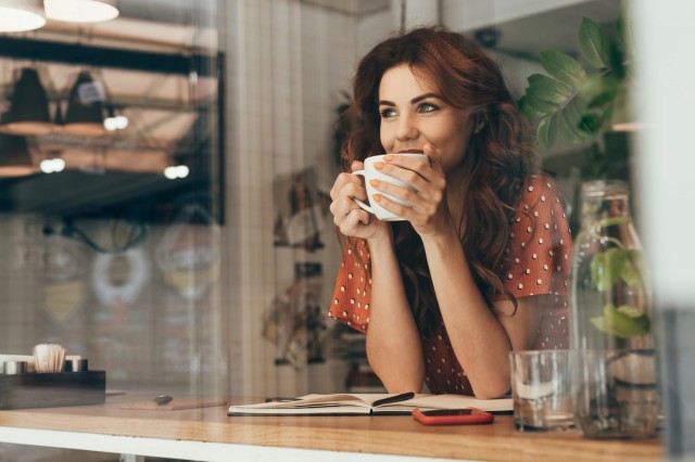Câte căni de cafea este sănătos să bem în fiecare zi?