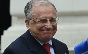 Ion Iliescu, la 92 de ani: Fostul președinte evită complet emisiunile politice, scrie și se uită la snooker