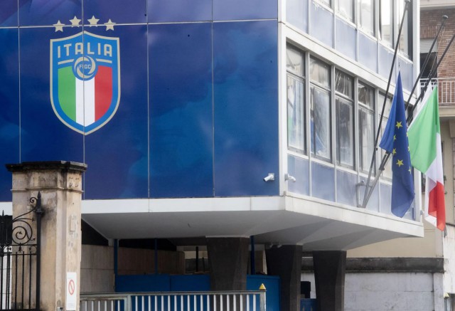 Fotbal: Cluburile italiene care vor participa la competiţii neautorizate vor fi excluse din Serie A
