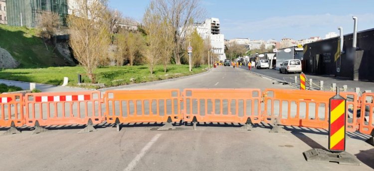 Atenție, șoferi! Trafic restricționat total pe strada Lebedei din Portul Tomis