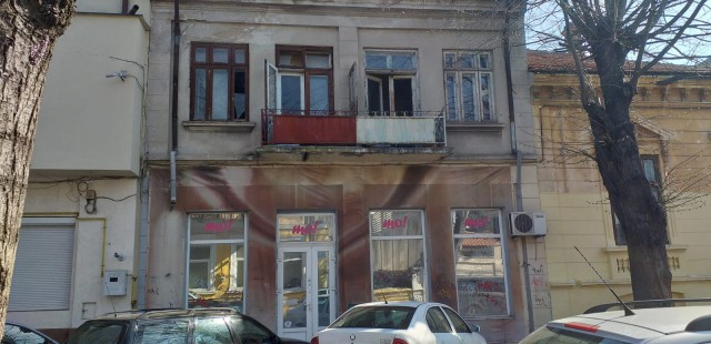 Un IMOBIL de pe strada RĂSCOALEI va fi SUPRAIMPOZITAT din cauza fațadei