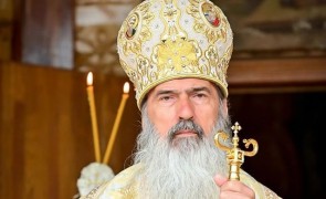Arhiepiscopia Tomisului: 'IPS Teodosie NU are TEZE de DOCTORAT respinse ca plagiat!'
