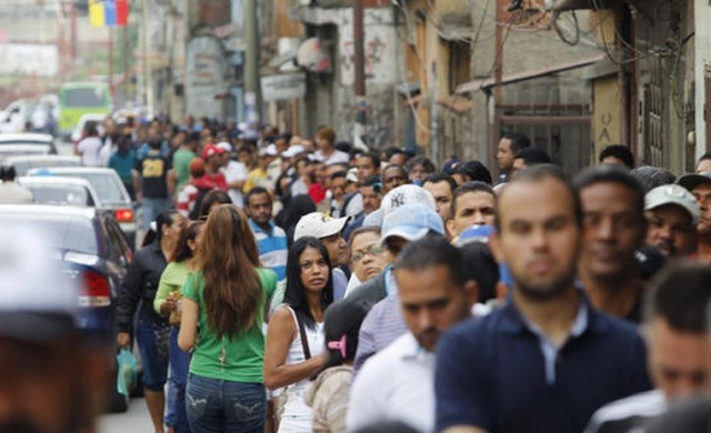 Salariul minim din Venezuela a crescut cu circa 300%, dar e insuficient pentru un kg de carne