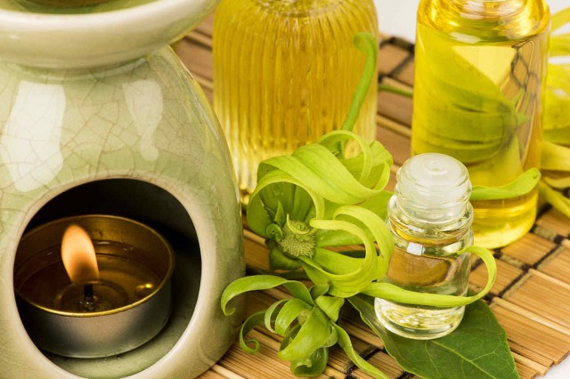 Uleiul esențial de Ylang Ylang poate îmbunătăți starea de spirit